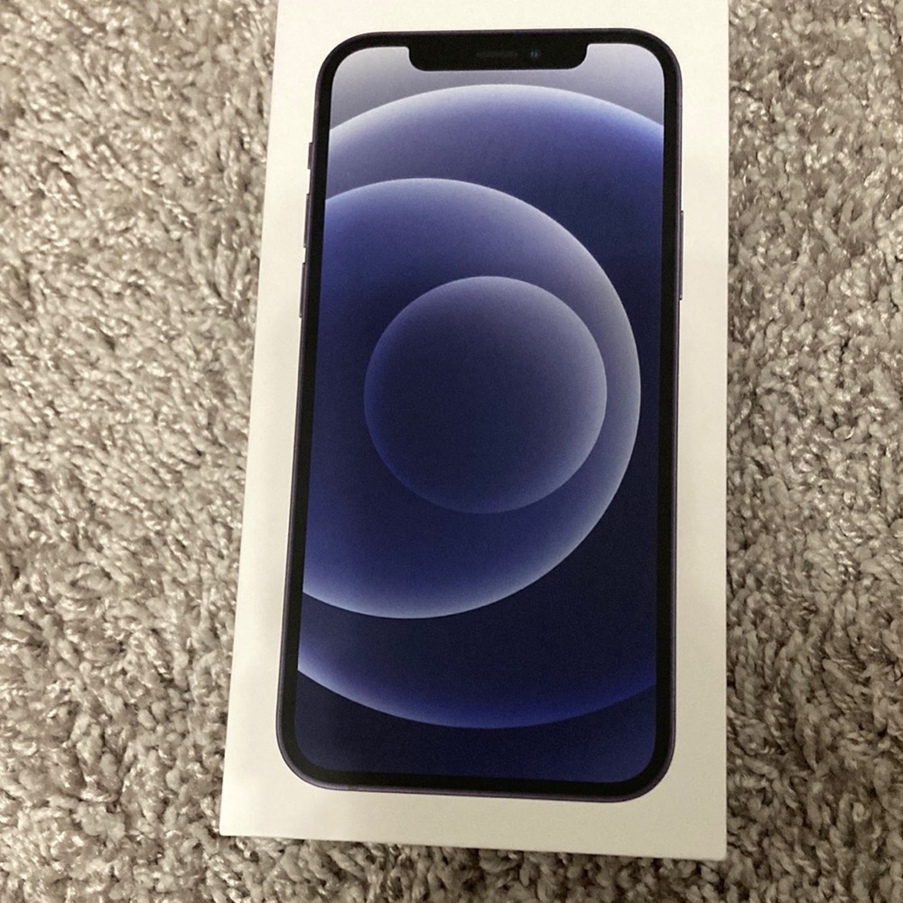 iPhone box